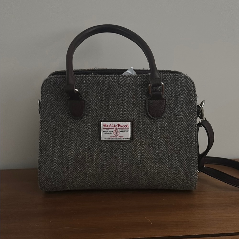 Gray and Brown Satchel with Versatile Design